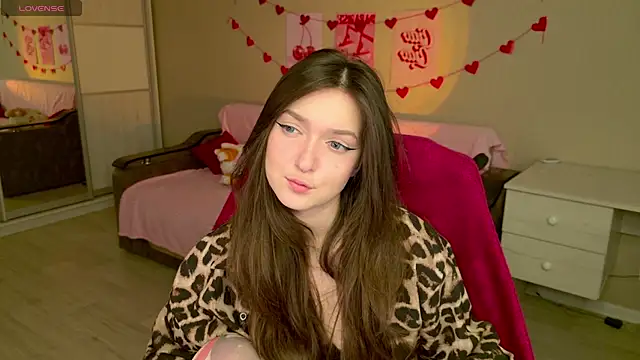 BellaSink online show from November 27, 5:43 am