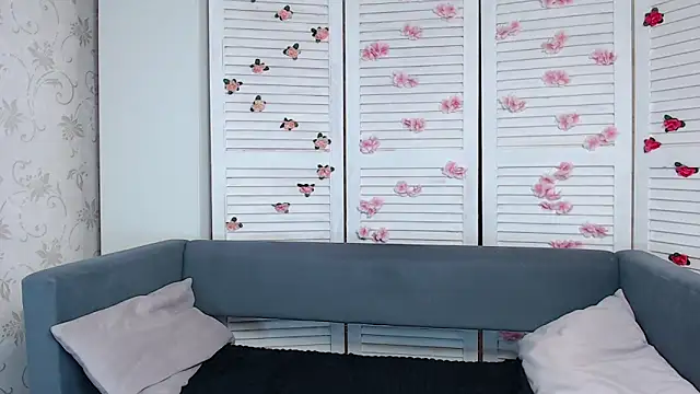 evaa here  online show from January 19, 7:48 am