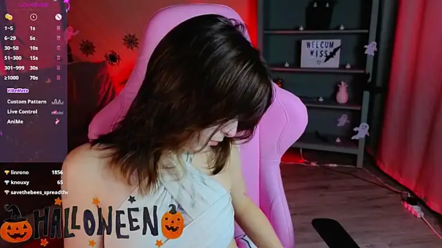 Soffi Toffi online show from October 31, 3:49 pm