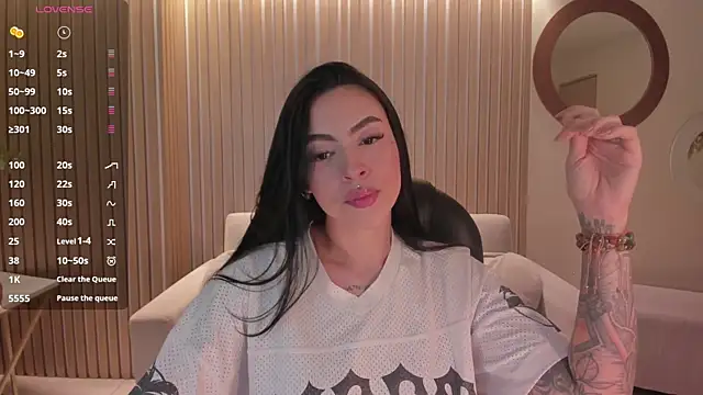 ChristineFord  online show from December 14, 10:59 pm