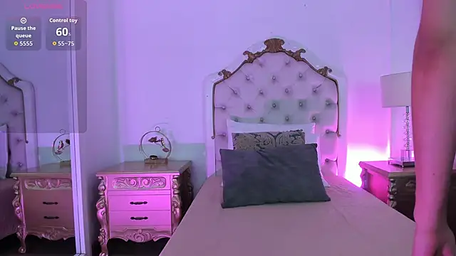 jessi lopez45 online show from April 10, 7:20 pm