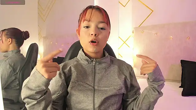 Martinaa Garcia online show from December 17, 8:13 pm