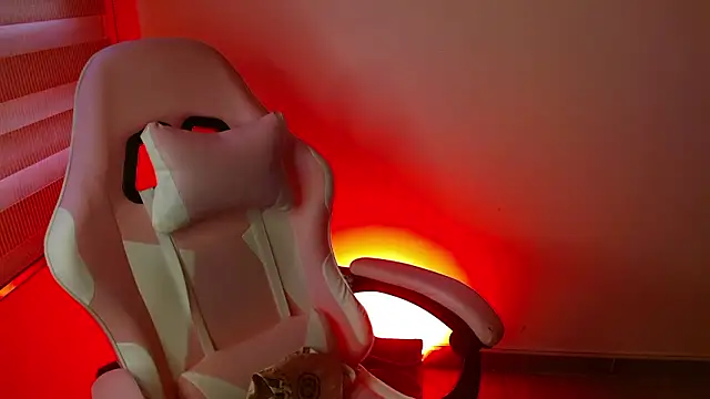 kathy de online show from March 12, 7:27 pm