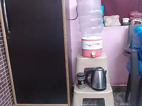 sonali hotty online show from December 19, 7:22 am