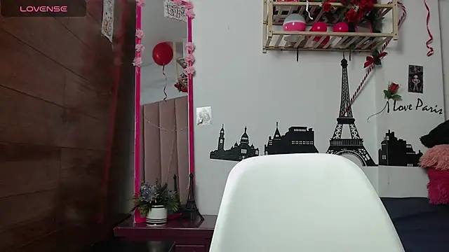 petite coral online show from March 16, 2:14 am