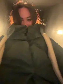 KiraSunshine online show from December 3, 4:15 am