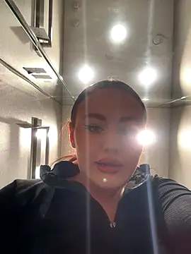 KiraSunshine online show from October 23, 5:02 am