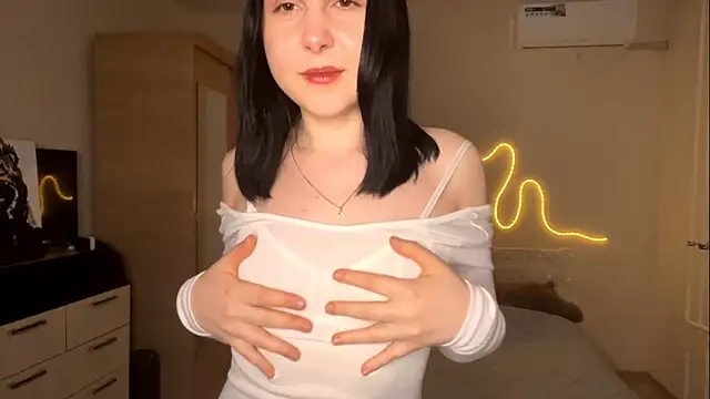 MyraLitterers online show from March 25, 3:59 pm