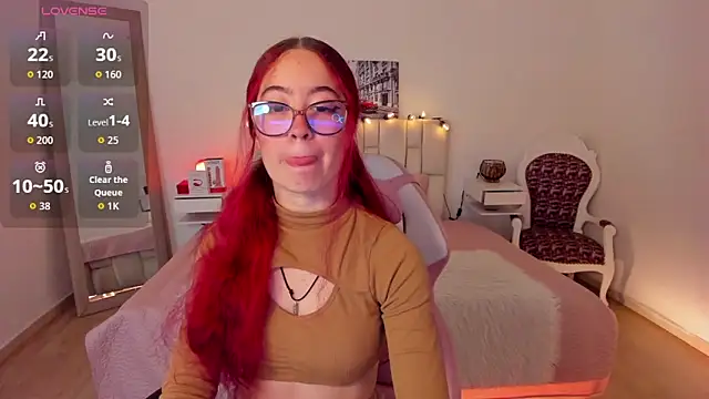 Amaraa couper1 online show from October 29, 3:33 am