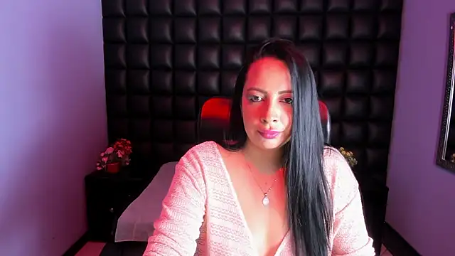 AshleyMontenegro online show from January 14, 8:03 pm