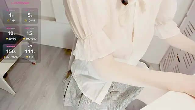 mimi babyyy online show from July 16, 3:27 pm