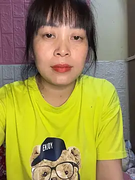 Butterfly kee online show from November 3, 4:00 pm