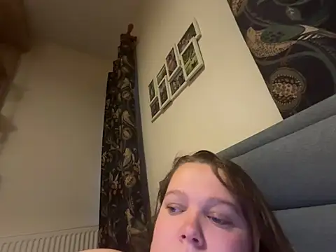 Scarletcum22 online show from February 4, 7:33 am