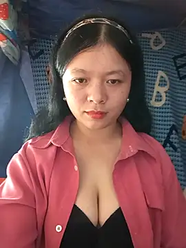 lisa-bae00 online show from December 23, 4:38 am