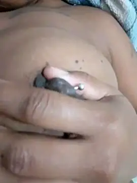 Jennyy31 online show from November 23, 1:08 am