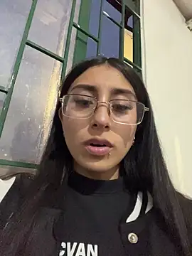 Violeet-Smith online show from November 23, 10:55 pm