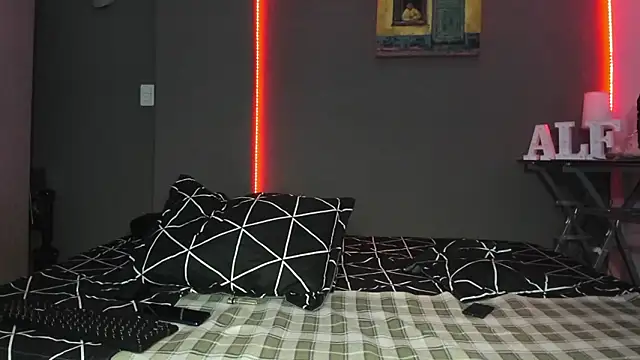 cleoo jhonny online show from March 2, 5:19 am