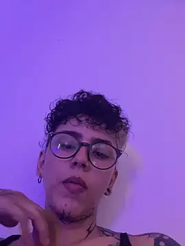 Abby Evanns1 online show from November 18, 8:32 pm