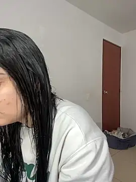 Selena Roa online show from February 15, 4:39 pm