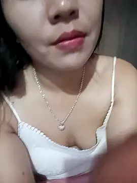 -Lanaa- online show from November 11, 12:02 pm