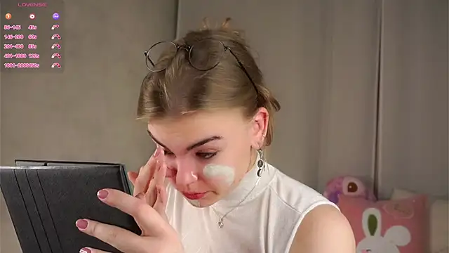 MelodyBaur online show from March 22, 12:11 pm