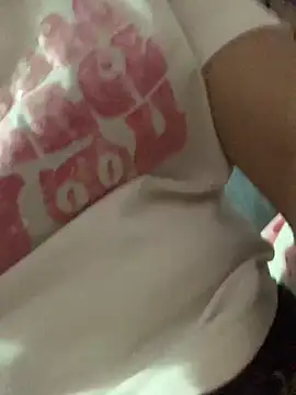 Lara-11 online show from April 28, 4:27 am