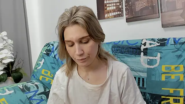 Tenderly Sophie online show from February 13, 8:16 am