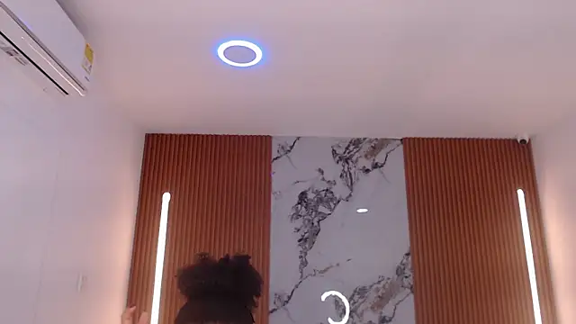 rosselyn  online show from February 20, 11:56 am