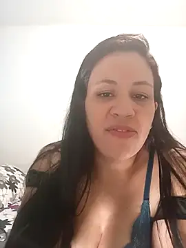 LeilaTaylor online show from October 28, 1:39 pm