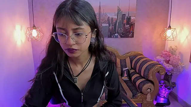 Noa clk online show from November 12, 3:37 am