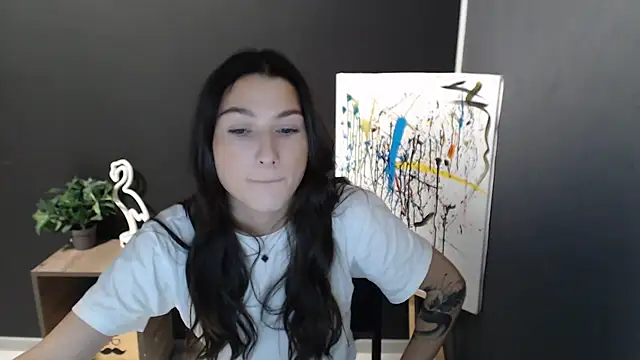 a alessia online show from November 5, 2:00 pm