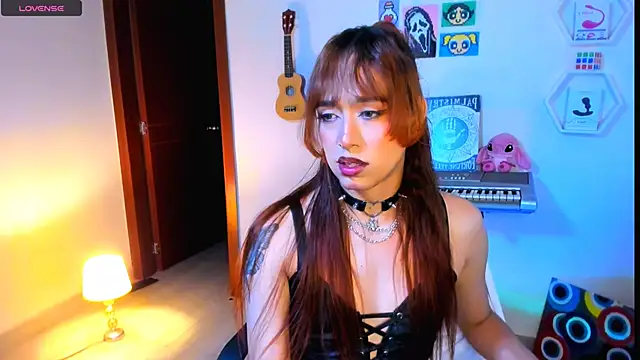 AdelineEsposito online show from March 16, 4:15 am