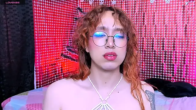 AdelineEsposito online show from January 9, 1:59 pm