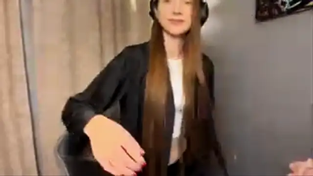 Softixq online show from November 9, 3:41 pm