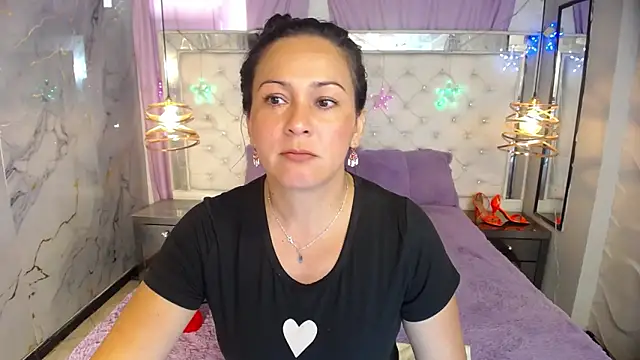 Melissa-roberts online show from December 22, 8:34 pm