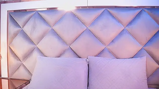  giggy 2 online show from February 24, 11:53 am