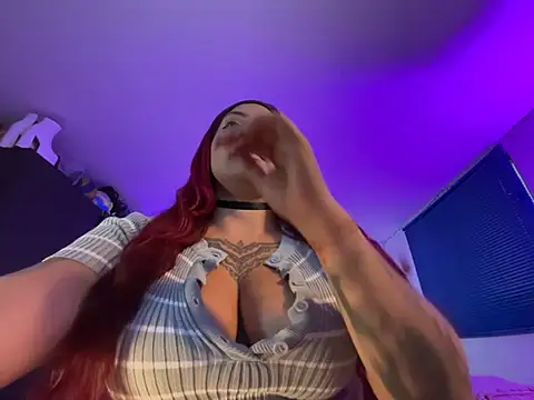 briannasteinn online show from April 15, 3:12 pm