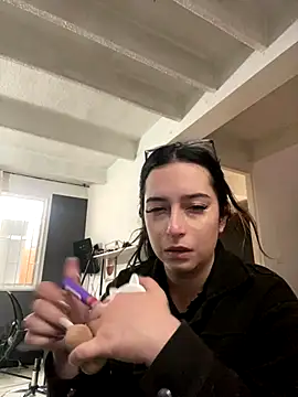 Kloe Novoa online show from December 15, 12:43 pm