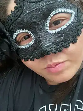 crazzyanne online show from December 13, 8:26 pm