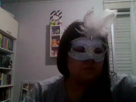 crazzyanne online show from November 12, 3:26 am