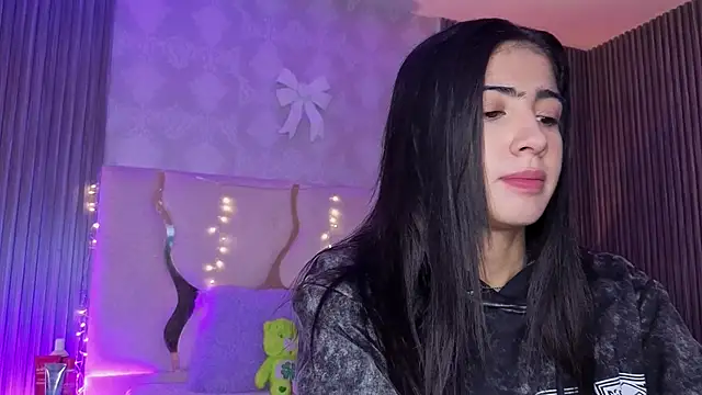 MAIILY TAY online show from January 14, 11:48 am