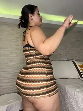 amellita-33 online show from August 1, 8:00 pm