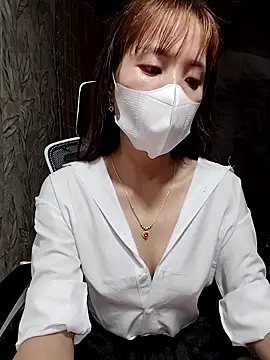 ezabel- online show from April 5, 2:05 pm