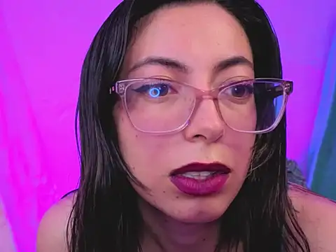 zylla storn online show from February 6, 8:39 am