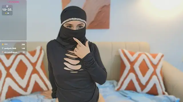 Lailaa lush online show from November 1, 12:20 pm