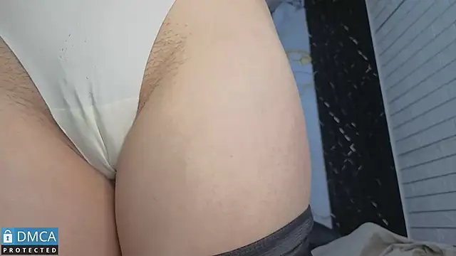 eva delight  online show from April 9, 12:10 pm