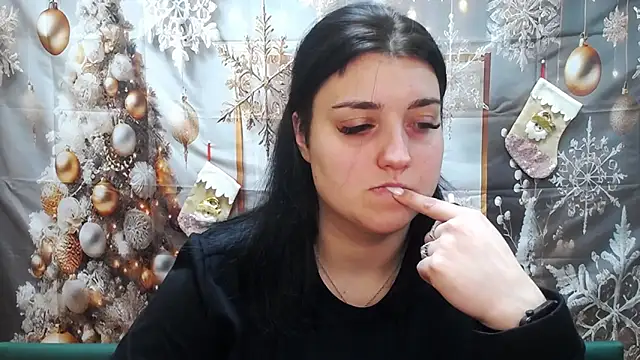 ScarletCargo online show from December 23, 6:06 am