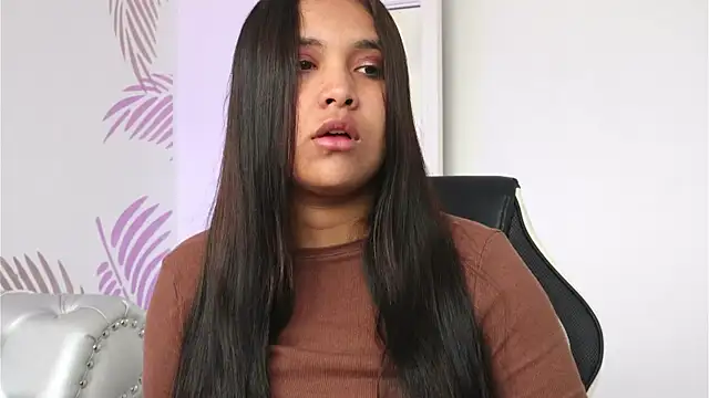 Isabelle Lane online show from March 14, 1:23 pm