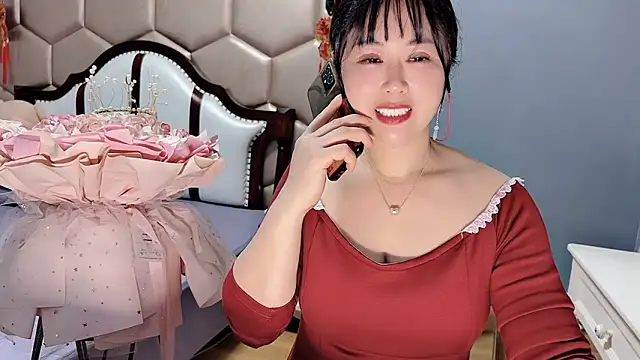 yaoyao22678 online show from April 17, 2:46 am