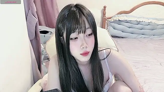Vivian-88 online show from May 31, 5:02 am